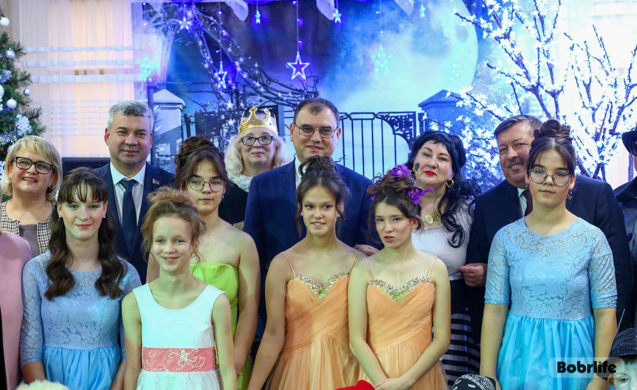 Намеснік Прэм'ер-міністра Віктар Каранкевіч наведаў Бабруйскі дзіцячы дом