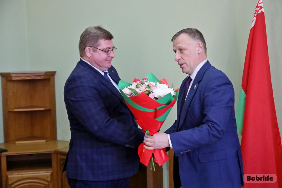 У Бабруйску выбралі старшыню каардынацыйнага савета грамадскіх аб'яднанняў і палітычных партый горада