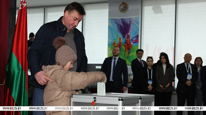Выбары Прэзідэнта Беларусі адбыліся. Яўка выбаршчыкаў на 12.00 склала 56,64 працэнта