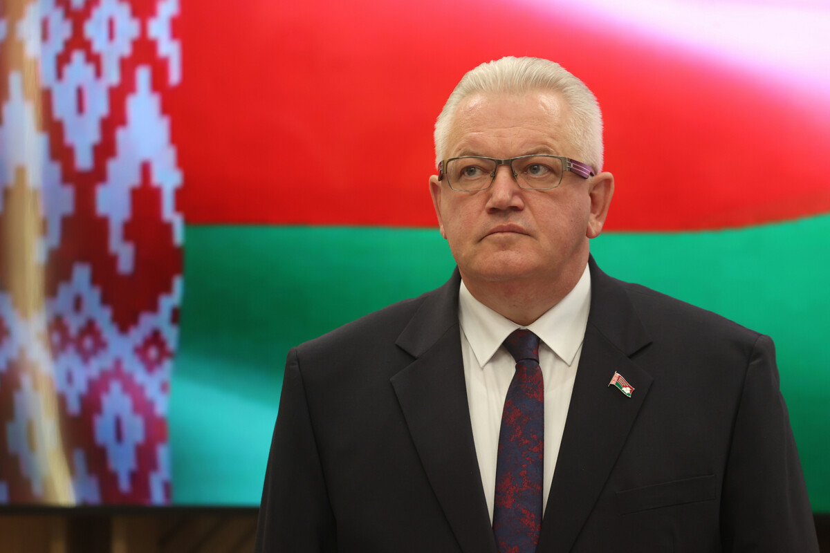 Ігар Карпенка: на выбарах Прэзідэнта Беларусі акрэдытавана больш за 480 міжнародных наглядальнікаў