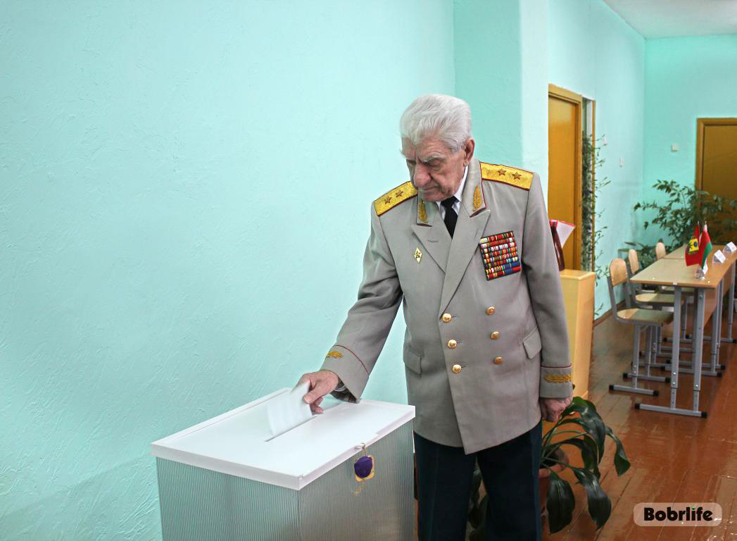 За росквіт роднай краіны. Станіслаў Румянцаў прагаласаваў за свайго кандыдата