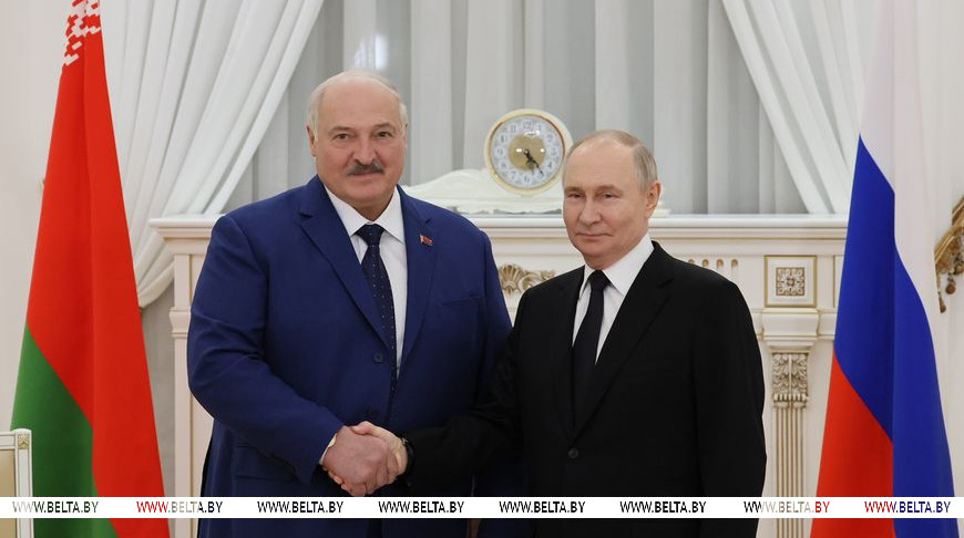 Уроки памяти в Сталинграде, встреча с Путиным и астраханские перспективы. Итоги недели Президента