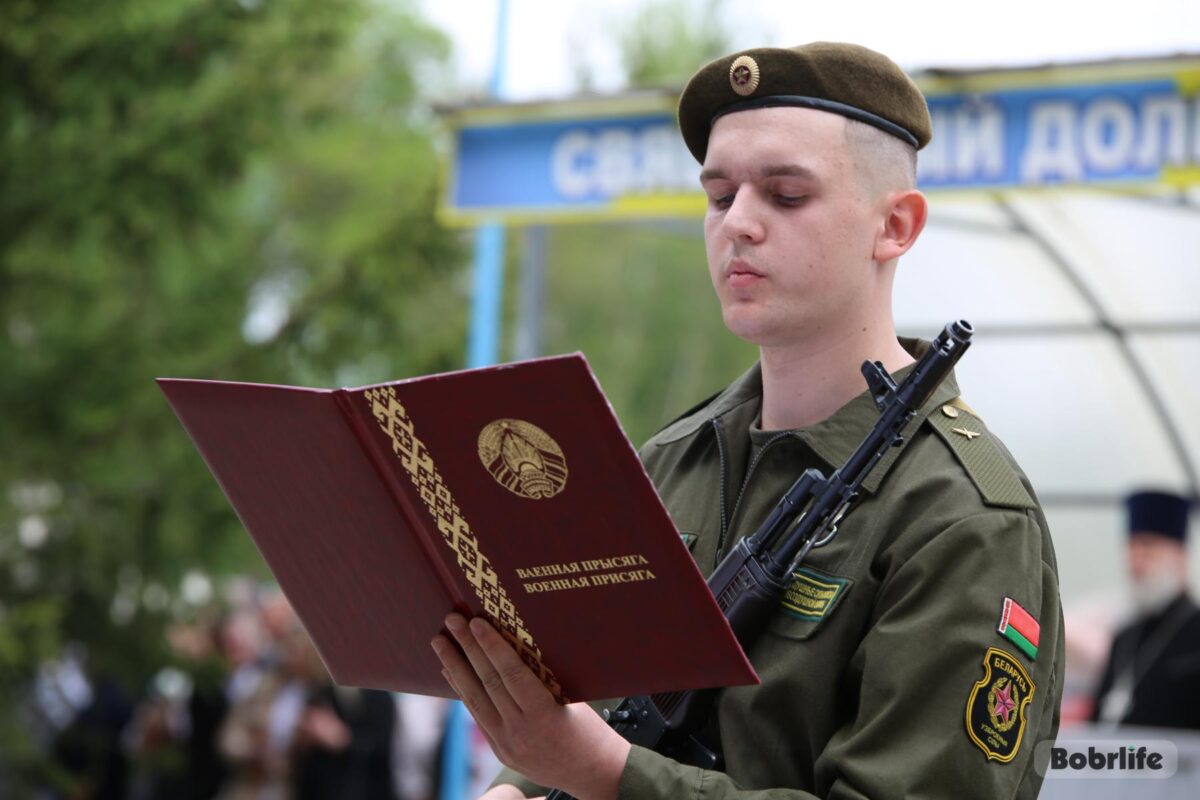 С честью Родине служить! В 83 полку состоялся торжественный ритуал принятия Военной присяги