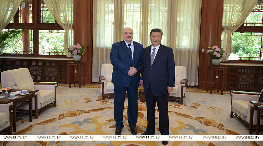 Александр Лукашенко и Си Цзиньпин подтвердили курс на укрепление дружбы и договорились интенсифицировать отношения