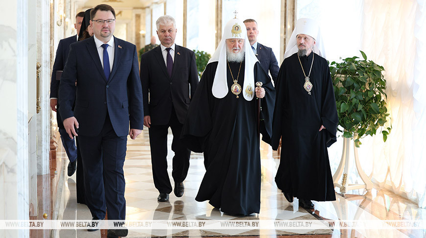 Патриарх Кирилл наградил Александра Лукашенко орденом Святого благоверного князя Даниила Московского I степени