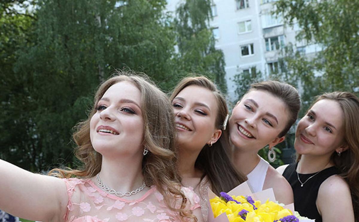 Выпускные вечера для учащихся 11-х классов пройдут сегодня в Беларуси