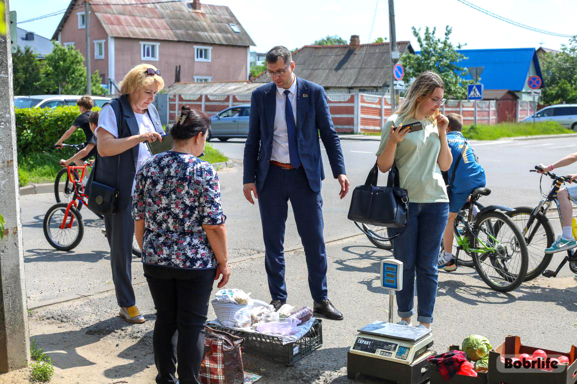 Мониторинг мест несанкционированной торговли провели в Бобруйске