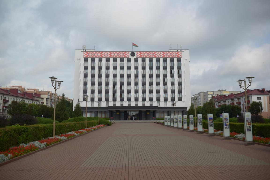 Не только потратить ресурс, но и достигнуть результата. Председатель горисполкома Максим Гурин провел оперативное совещание