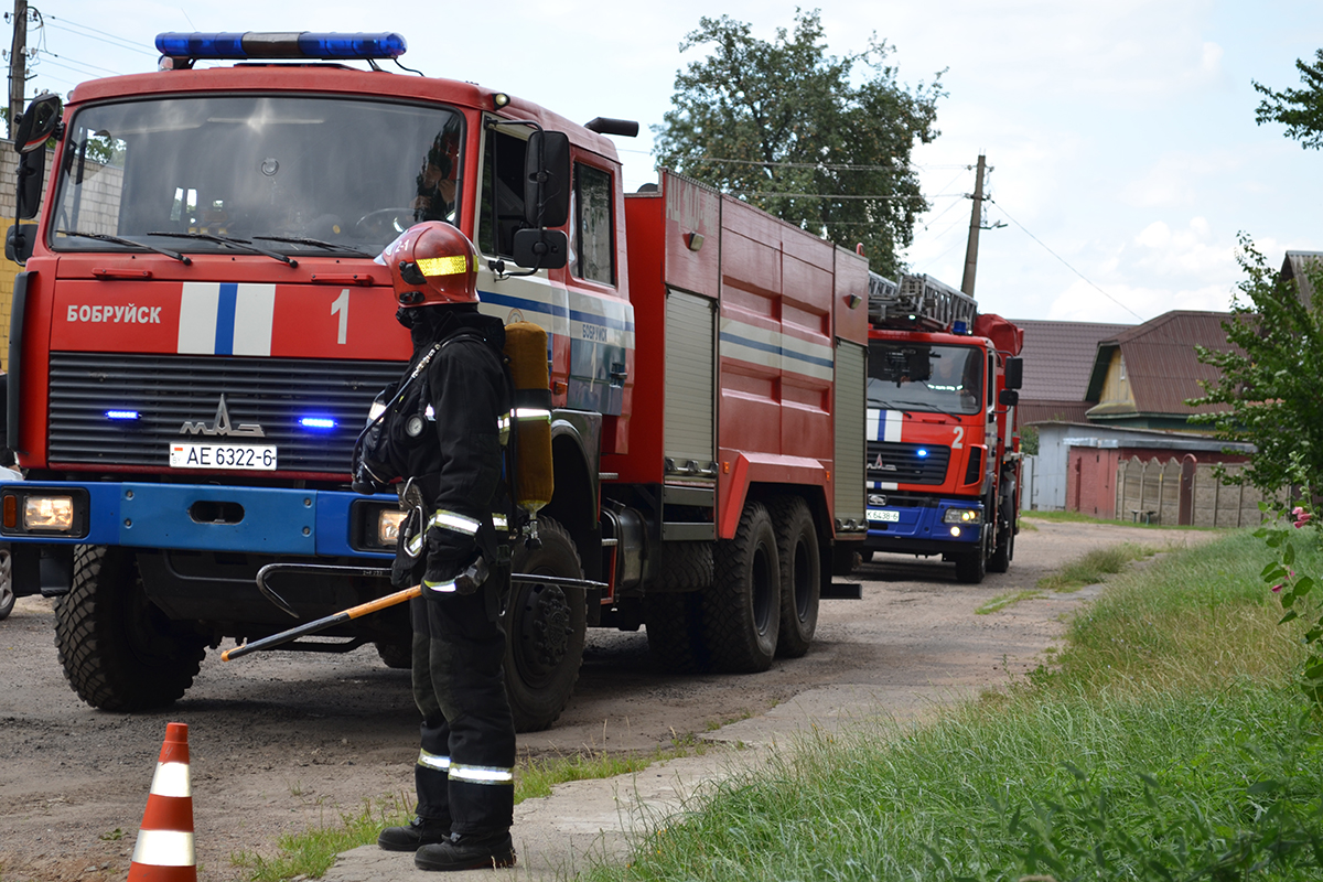 «Общежитие без пожара» в Бобруйске: спасатели провели специальное мероприятие и напомнили о пожарной безопасности