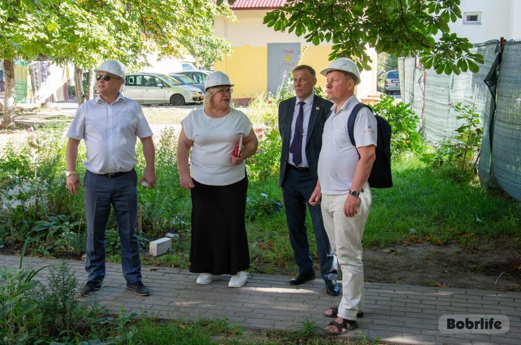 Курс на нулевой травматизм. Мобильная группа по охране труда провела рейд по строительным объектам