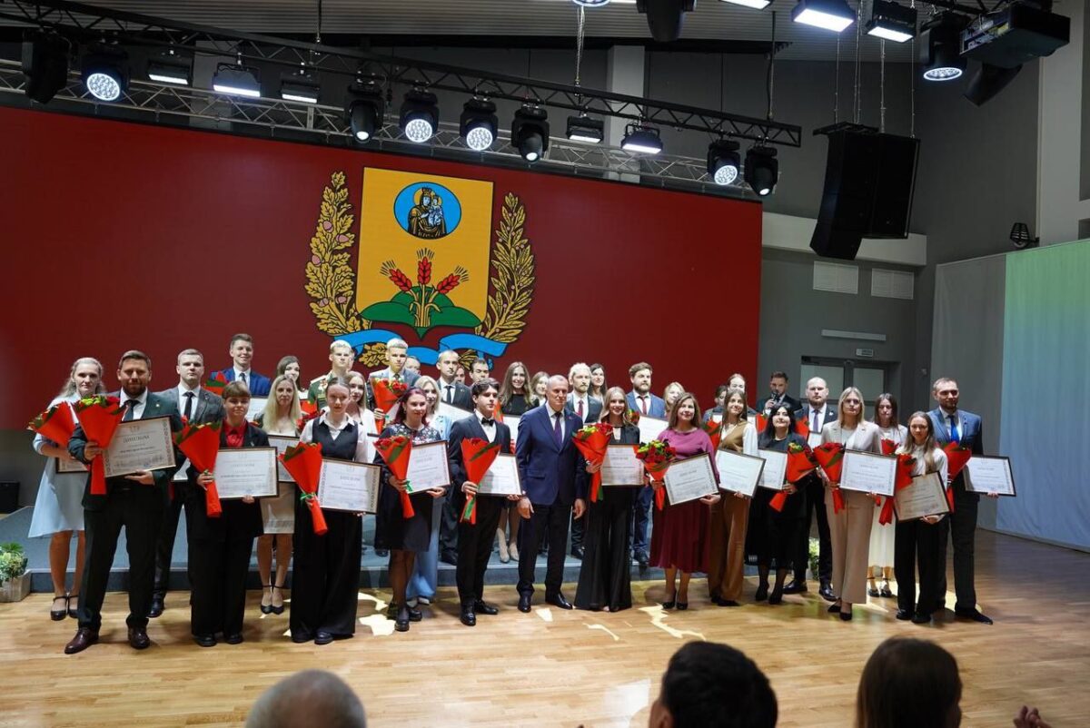 Самые талантливые и неравнодушные. Четверо бобруйчан награждены специальной премией Могилевского областного исполнительного комитета в социальной сфере в 2025 году
