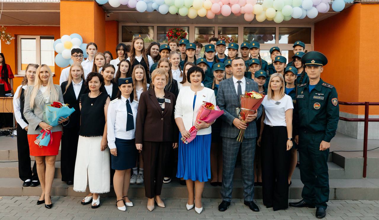 С Днем знаний, школа!
