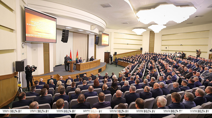 Александр Лукашенко о Витебской области: нужен внятный план реального возрождения региона