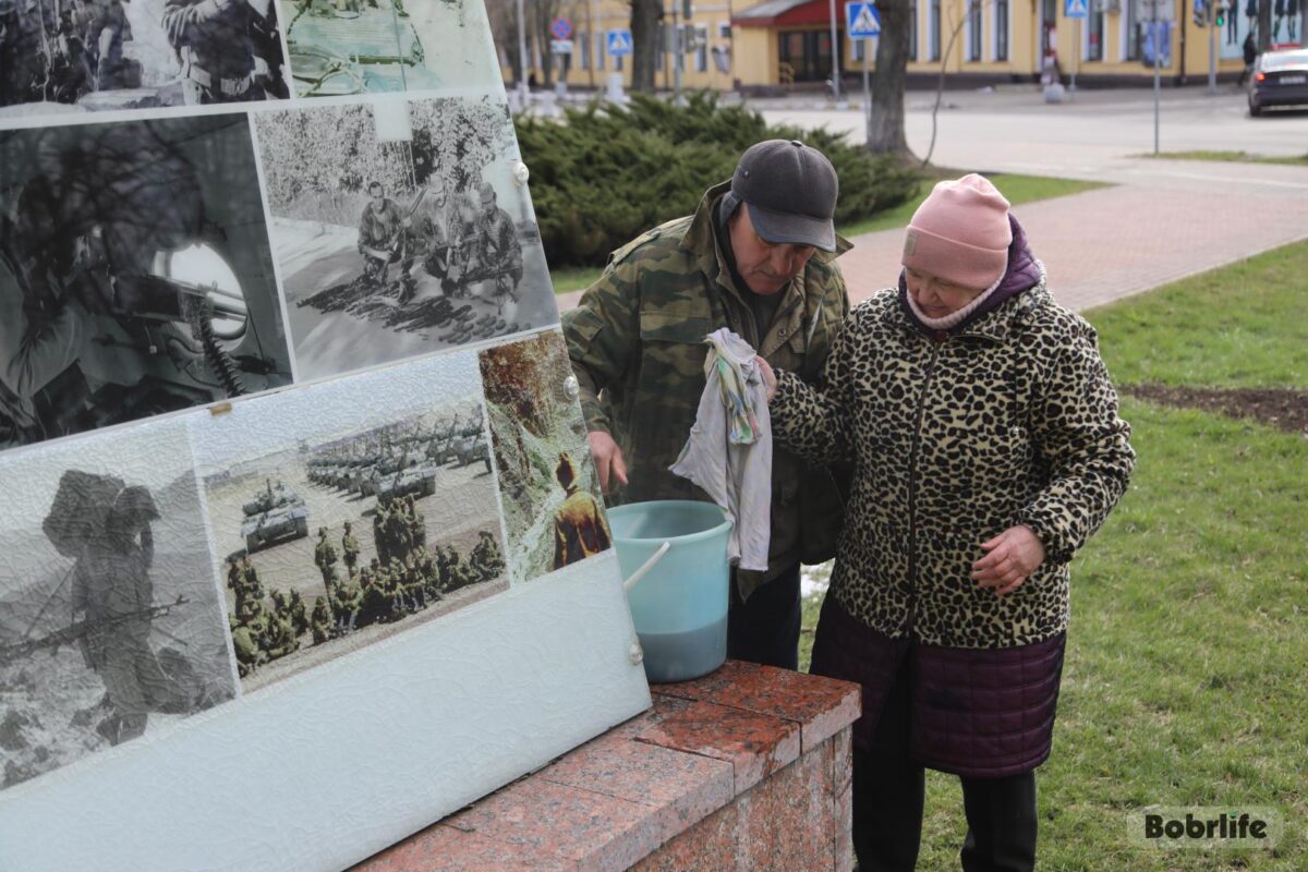 В Бобруйске в республиканском субботнике принимают участие свыше 50 тысяч человек