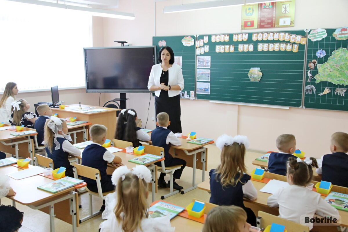В Беларуси почти 80% учителей имеют высшую или первую квалификационную категорию