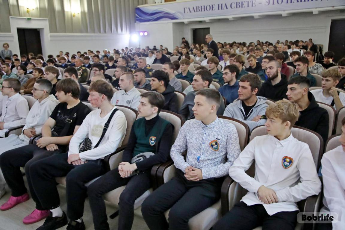 Служить Отчизне. В Бобруйске прошел День призывника