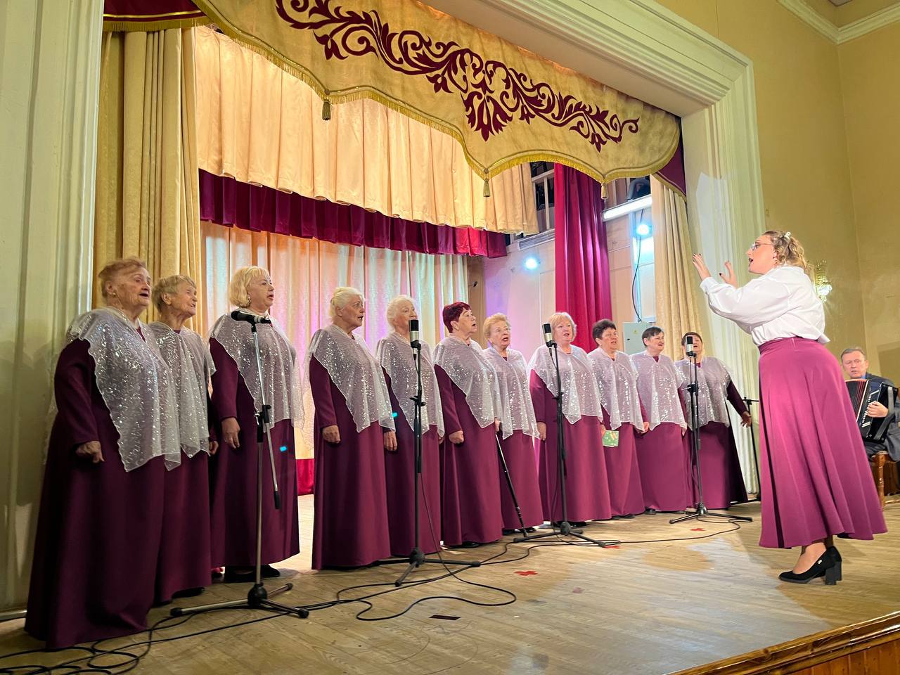 Народные и образцовые. Коллективы Бобруйска подтвердили свои звания