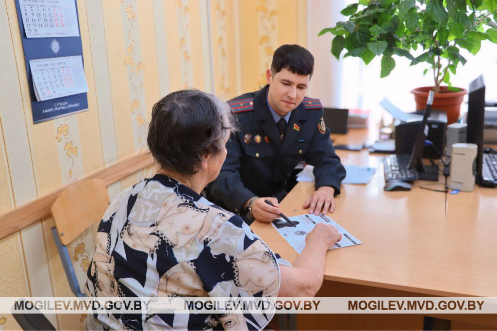 Как помочь родственнику с алкогольной зависимостью? Старший участковый Дмитрий Дайнеко из Бобруйска знает, что делать в такой ситуации