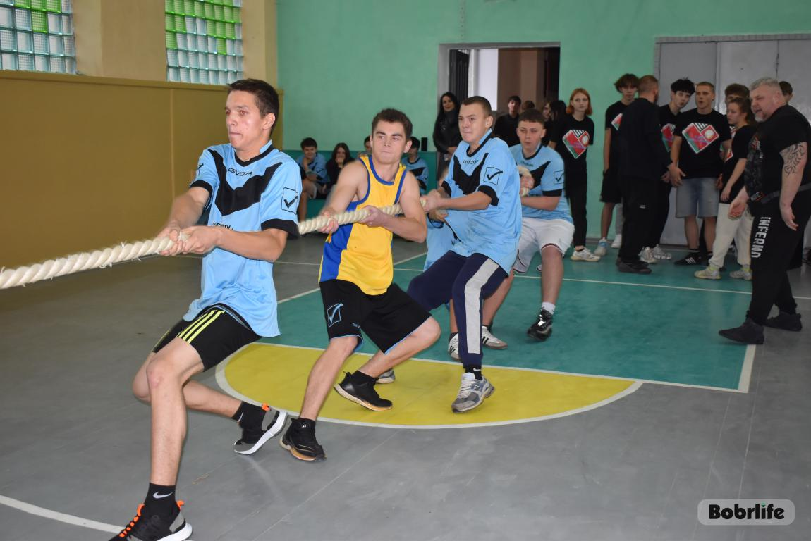 «Территория спорта» – бесценный опыт командного взаимодействия. Подростков Бобруйска объединила спартакиада