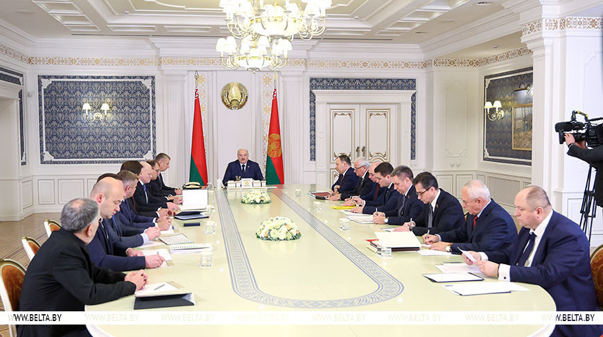 Александр Лукашенко ставит напряженные задачи по работе в Африке