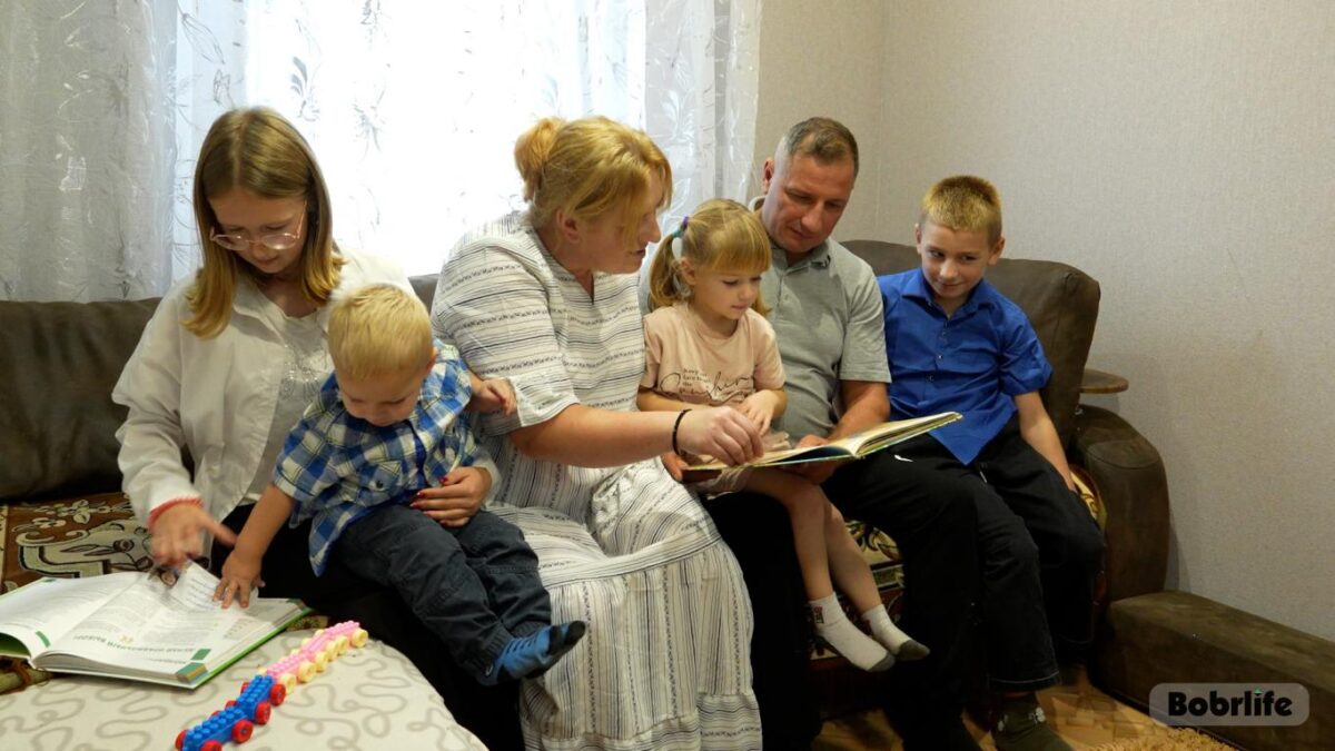 Многодетное счастье семьи Чикулаевых из Бобруйска. Все возможно, когда близкие рядом