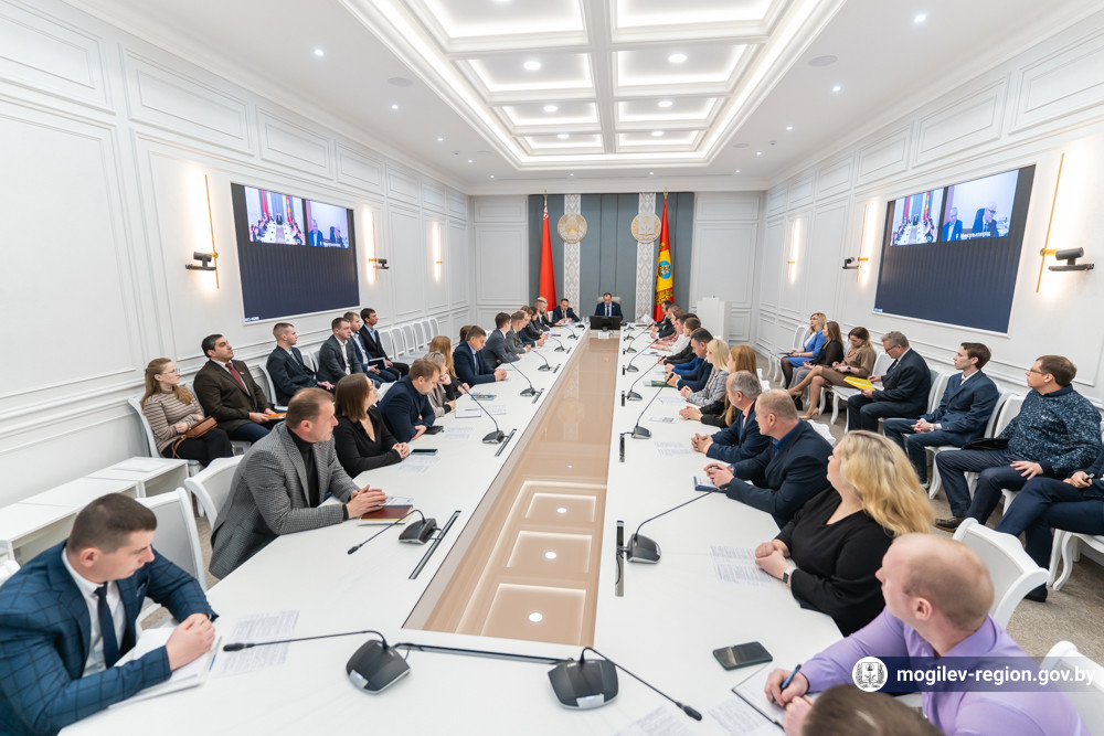  Развитие кадрового резерва и внедрение инноваций в АПК обсудили на выездном семинаре-практикуме в Могилевской области