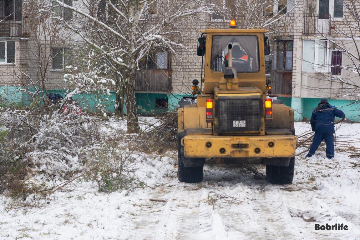 Преображение. В Бобруйске продолжают благоустраивать улицы и придомовые территории