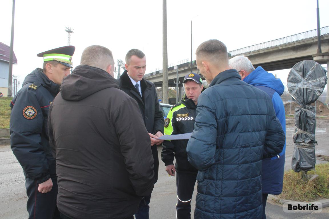 Объезд путепровода на ул. Крылова в Бобруйске: на выездном совещании утвердили новую схему движения