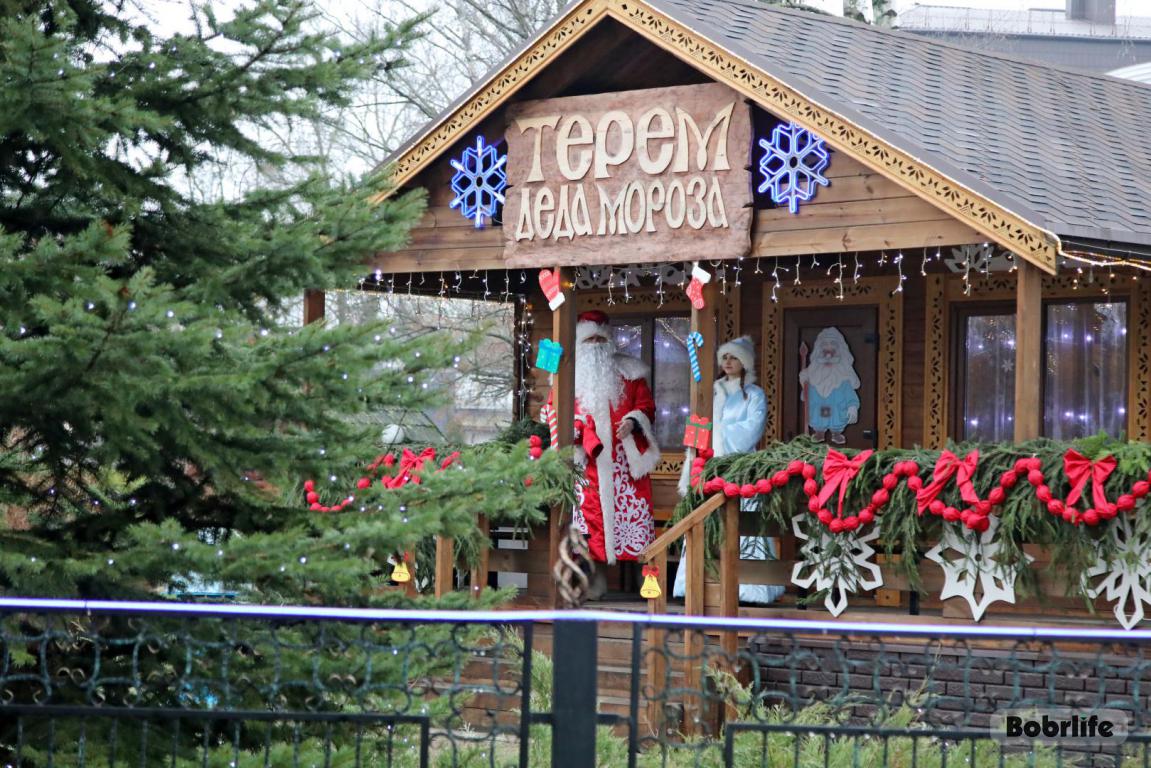 Время чудес. Детский парк Бобруйска приглашает в волшебную резиденцию Деда Мороза