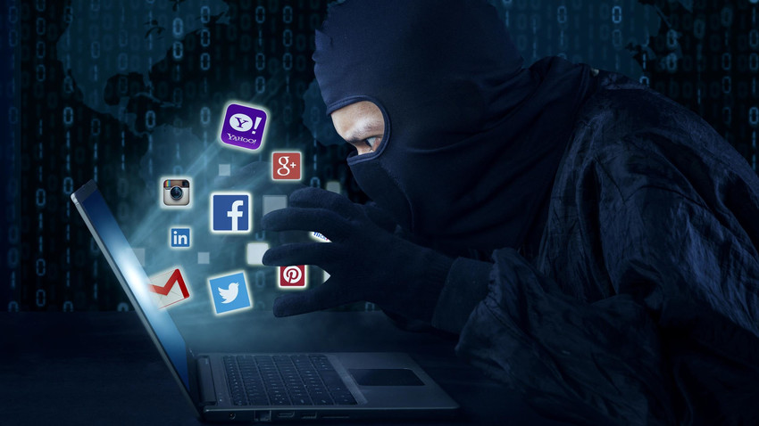 Как мошенники взламывают соцсети и мессенджеры, чтобы украсть деньги