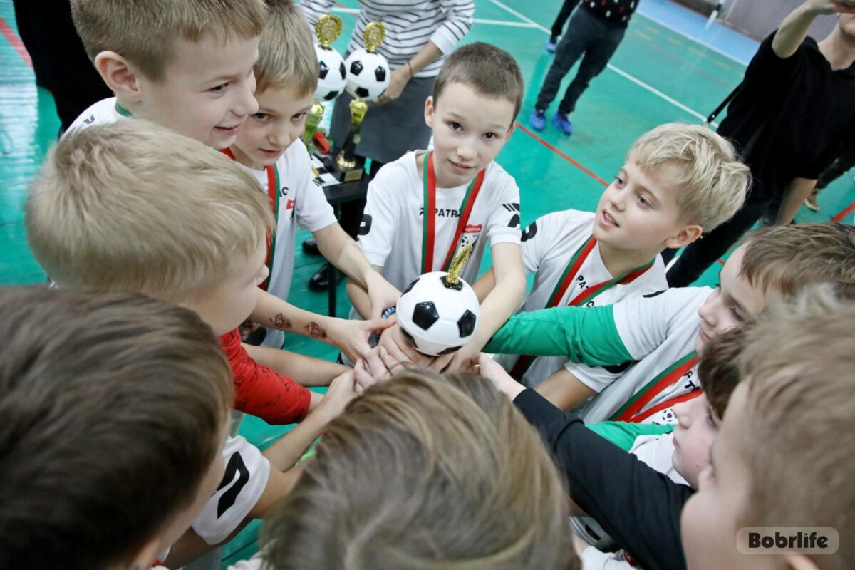 Спортивный задор. Определены победители и призеры турнира по мини-футболу «Рождественские каникулы»