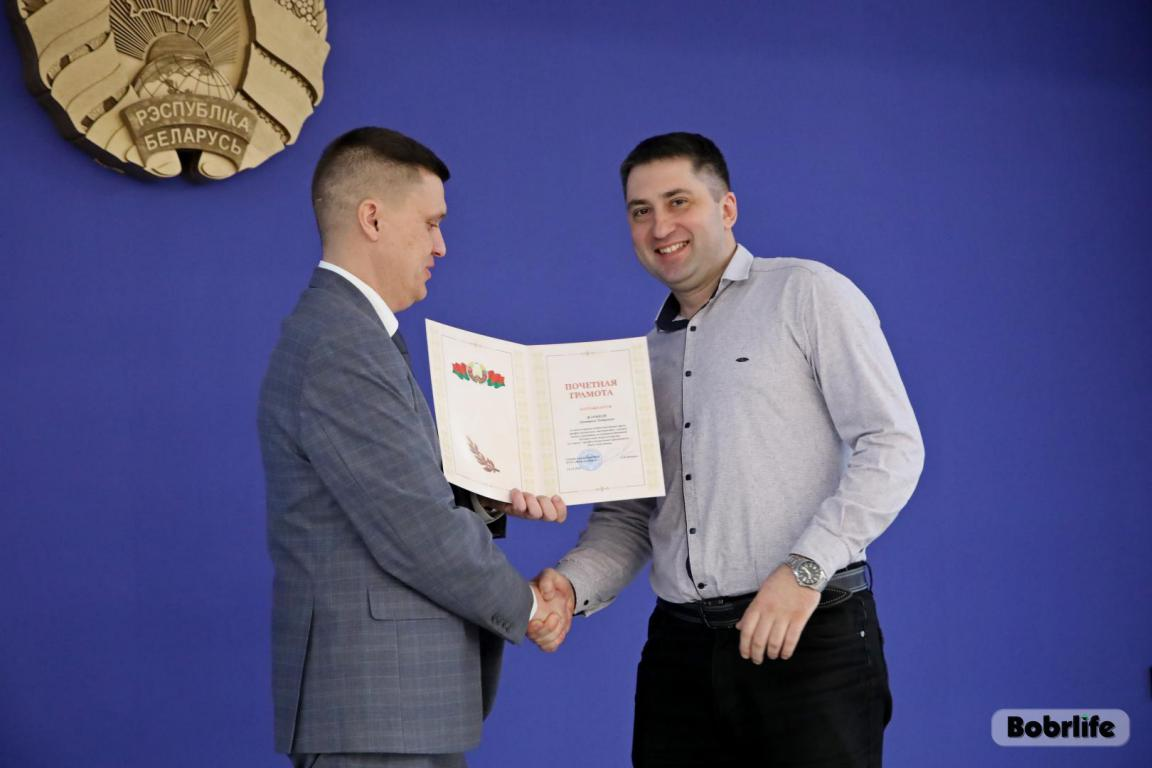 Нести свет людям. Коллектив филиала «Бобруйские электрические сети» отметил профессиональный праздник