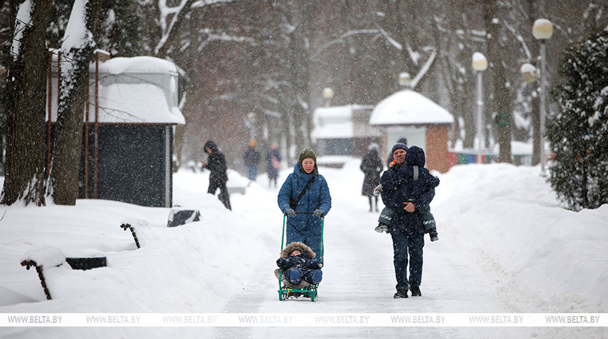 Размеры государственных пособий семьям, воспитывающим детей, вырастут с 1 февраля
