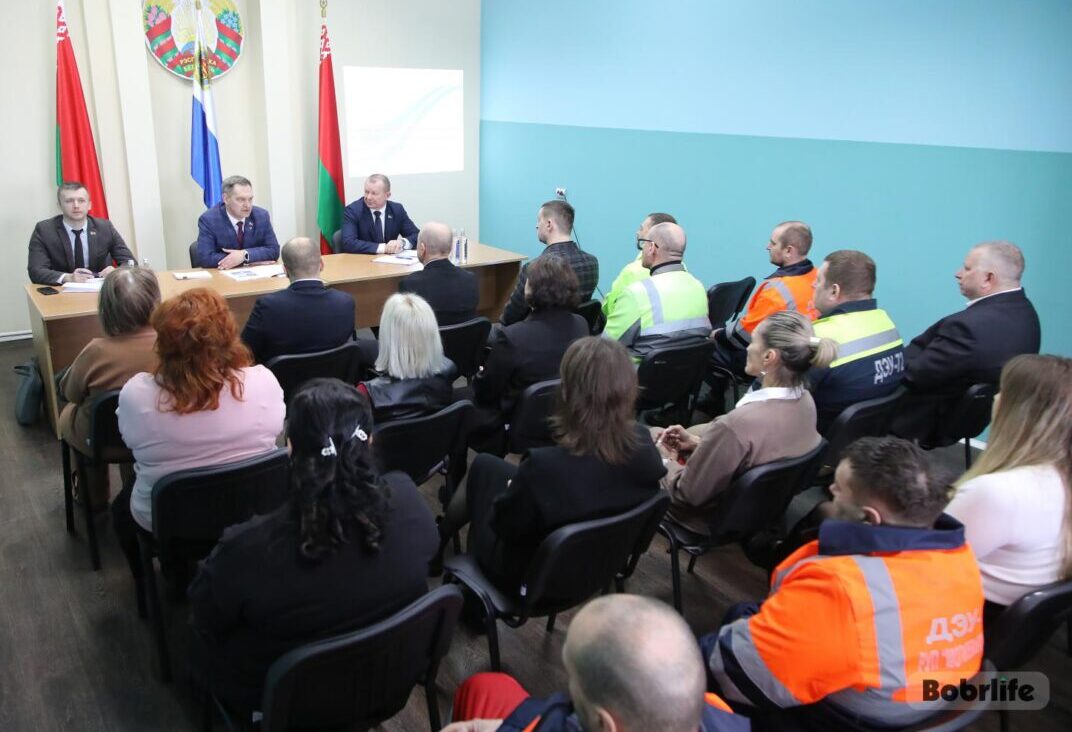 О белорусской армии и патриотизме. 19 февраля в филиале ДЭУ №72 РУП «Могилевавтодор» Бобруйска состоялся Единый день информирования