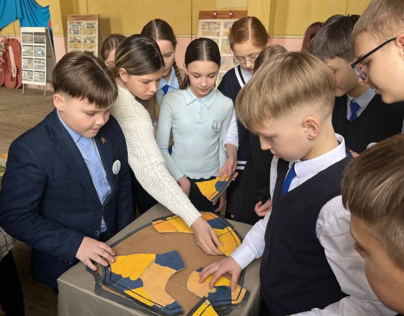 Урок дружбы и патриотизма. В Бобруйске прошел квест «В поисках артефактов»