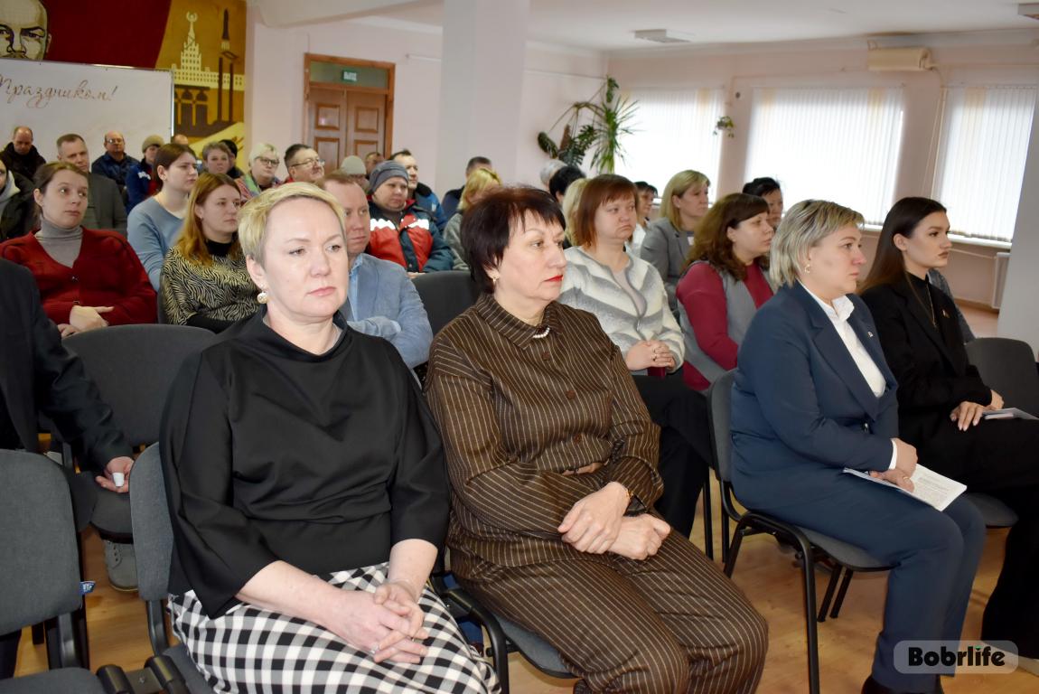 Обороноспособность и патриотизм – приоритеты государства. Коллектив автобусного парка №2 Бобруйска собрался на Единый день информирования