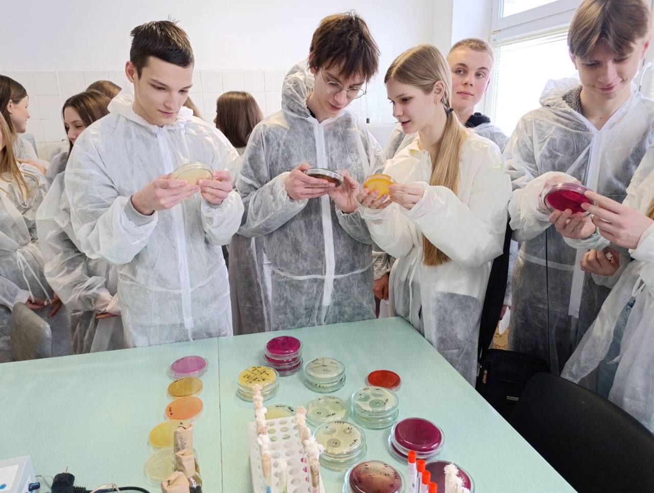 Задел на будущее. В Бобруйском зональном центре гигиены и эпидемиологии прошел день открытых дверей