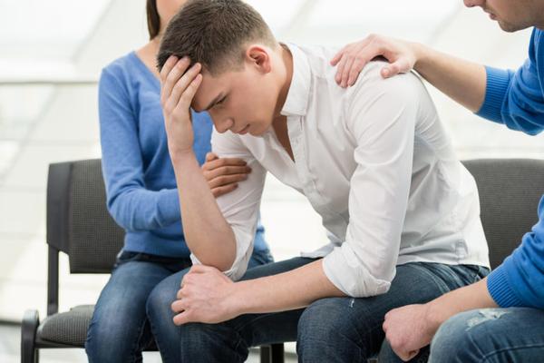 Родители – главный щит. Как уберечь подростка от наркотиков