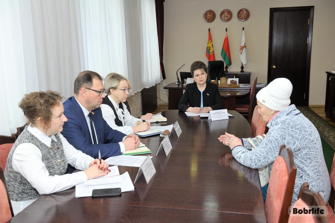 Внимание к проблемам людей. Прием граждан провела председатель Бобруйского горсовета депутатов