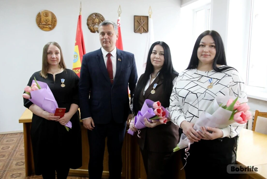Тепло материнства и весеннее настроение. В Первомайском районе Бобруйска чествовали прекрасных дам