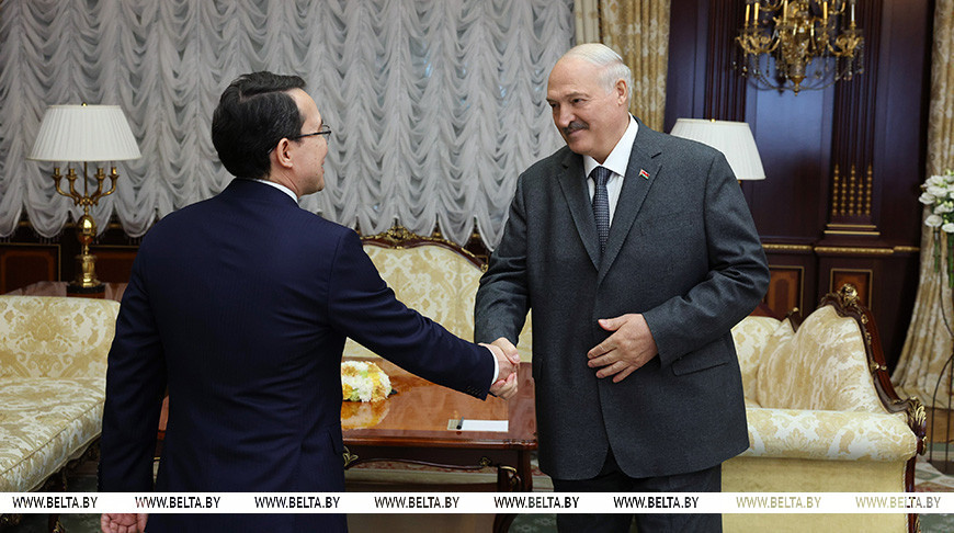 Лукашенко видит потенциал для увеличения вдвое товарооборота с Казахстаном 
