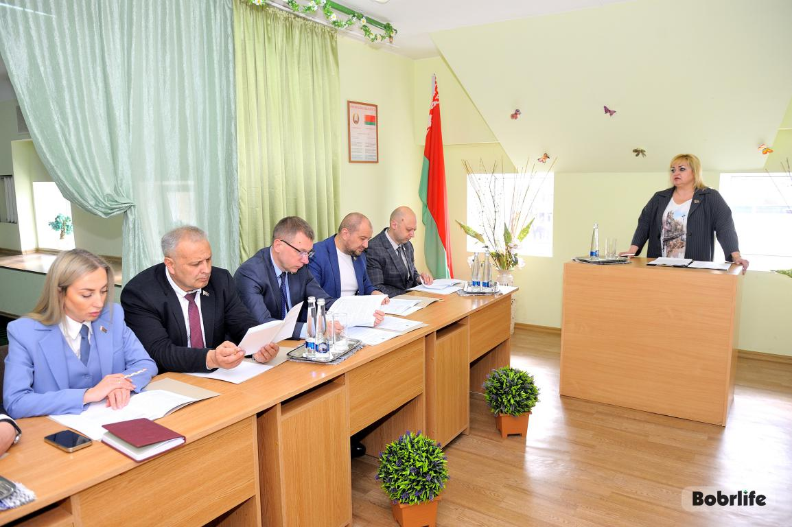 Вопросы торговли и трудоустройства. В БОАО «Промторг» состоялось выездное заседание комиссии Бобруйского горсовета депутатов