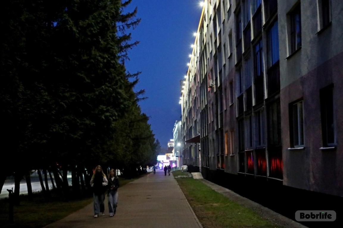 В новом свете. В Бобруйске продолжают зажигаться огни