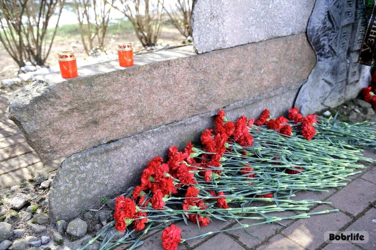 Чтобы помнили. В школах Беларуси 19 марта состоится единый урок, посвященный трагедии в Хатыни