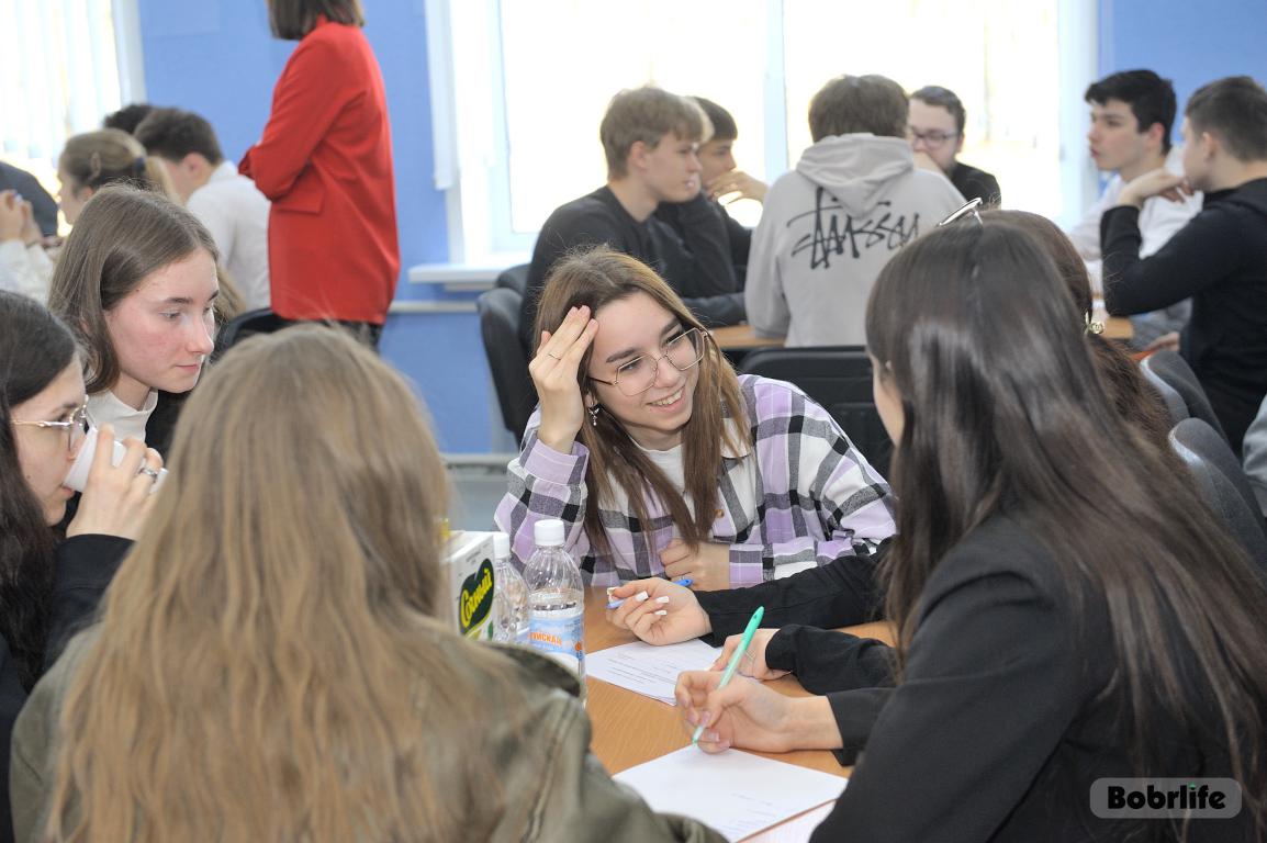 Главный закон государства. В Бобруйском механико-технологическом колледже прошел правовой турнир