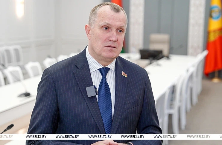 Миллион тонн молока к концу пятилетки: Анатолий Исаченко о стратегии развития агропрома Могилевской области