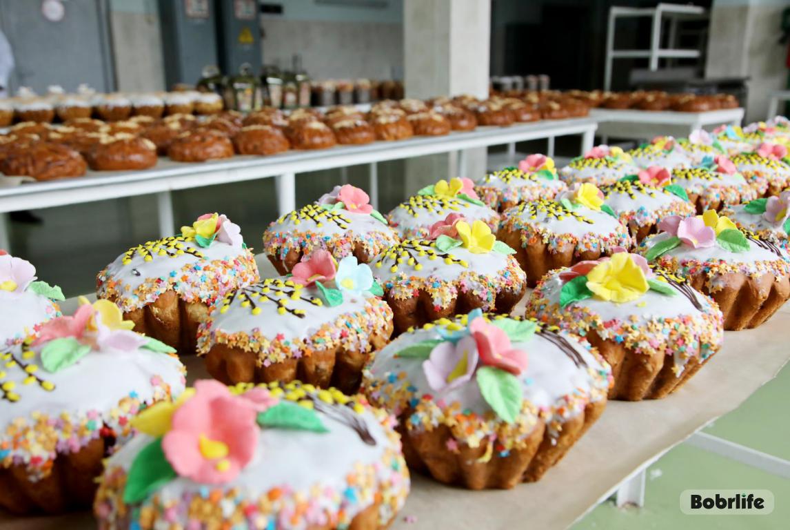 «Каждый кулич особенный, сделан с большой любовью». Бобруйский филиал ОАО «Домочай» ведет активную подготовку к Пасхе