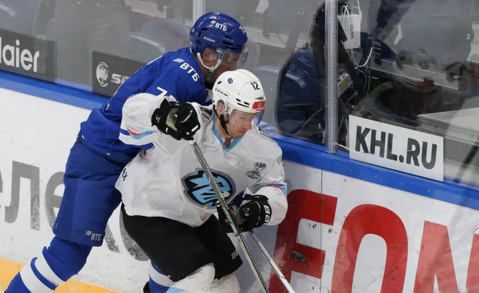 «Динамо-Шинник» уступил МХК «Динамо-Москва» в серии буллитов. Счёт в серии стал 1-1