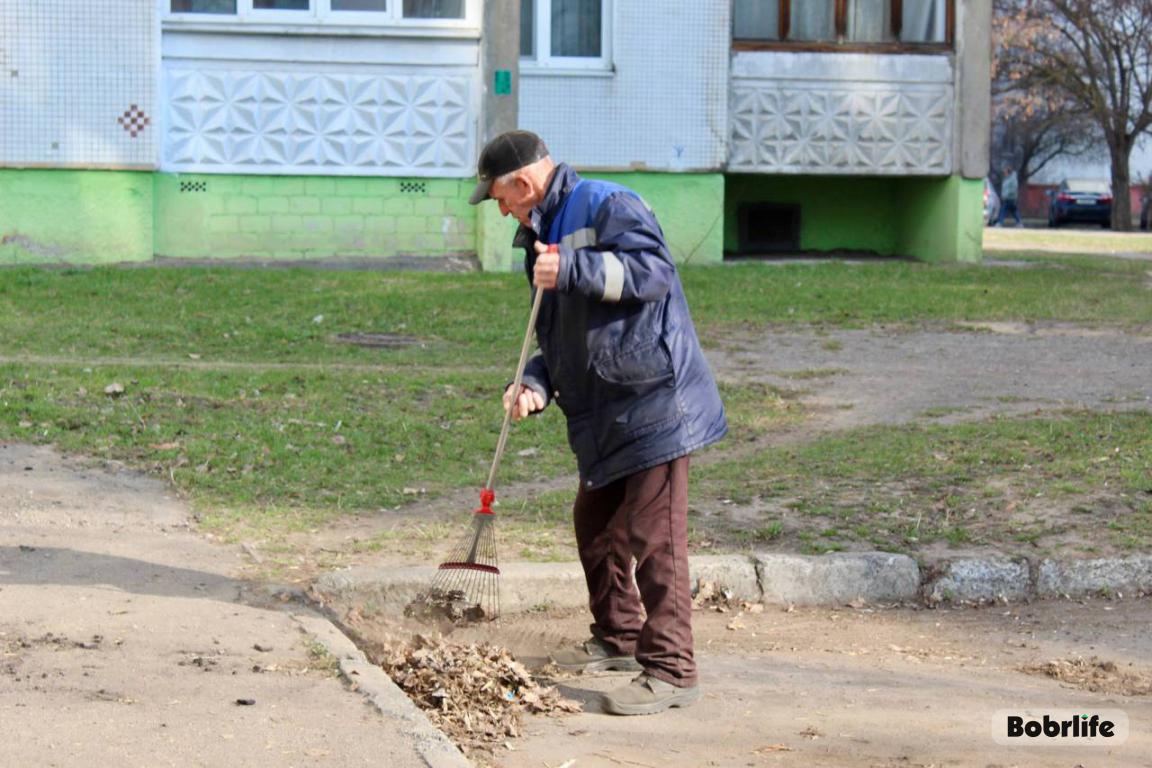 Масштабная уборка идёт во всех районах Бобруйска