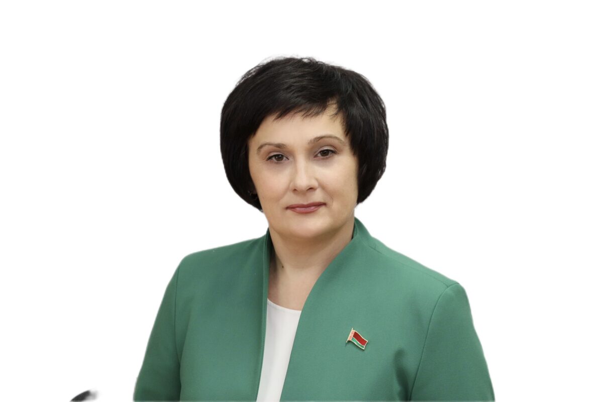 Вас выслушают. 21 мая депутат Палаты представителей Национального собрания Оксана Приходько проведет прием граждан и прямую телефонную линию